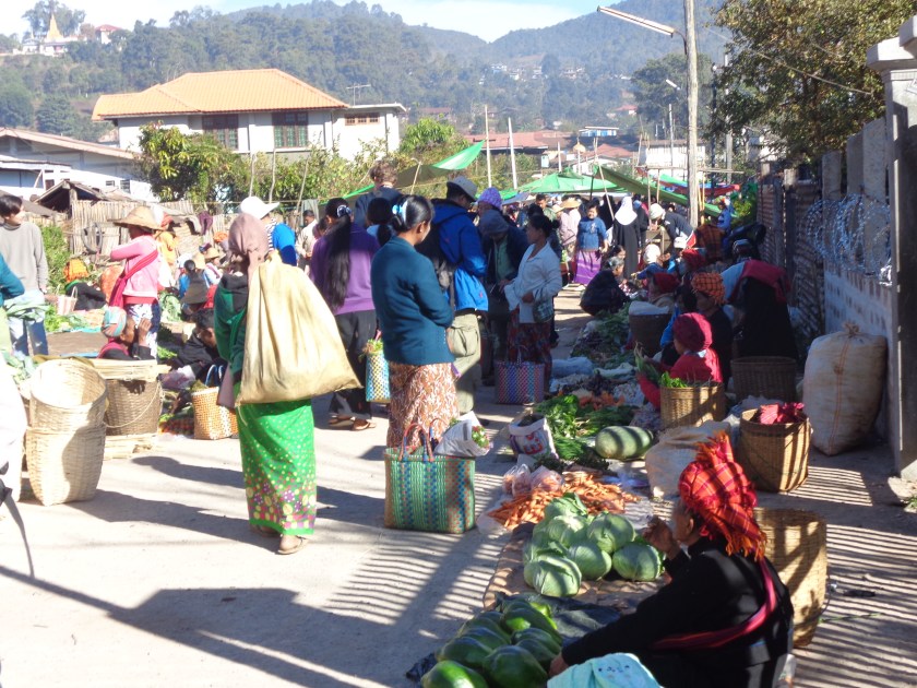 Marché de Kalaw, lundi matin, 15 décembre