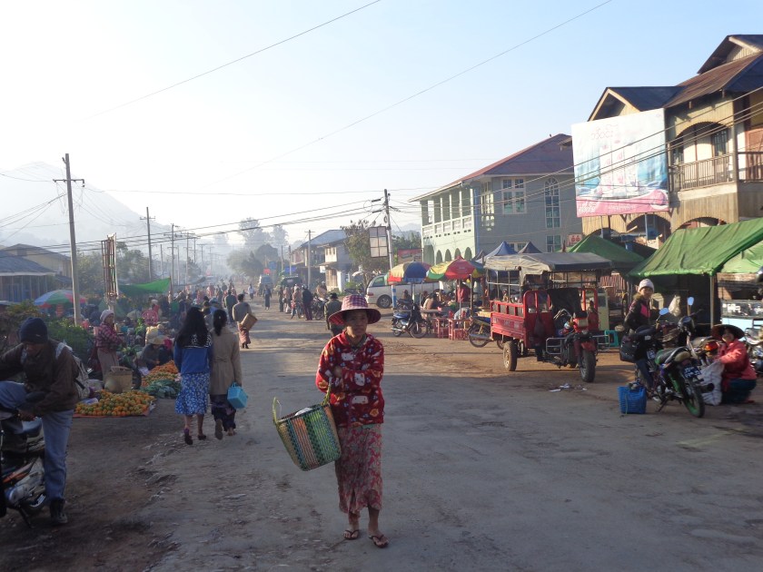 Bu Tar St, Kalaw, samedi 20 décembre
