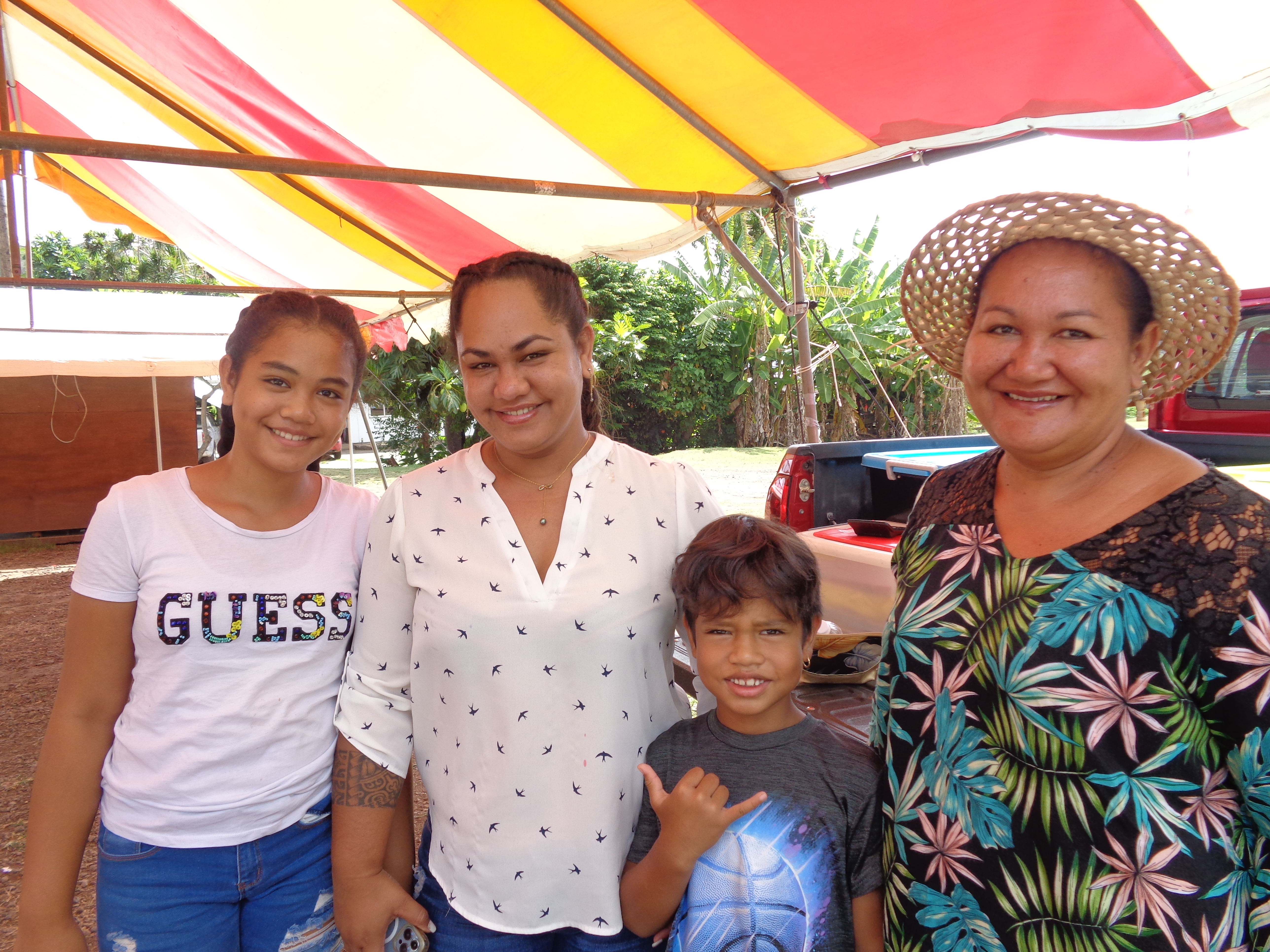 30dec françoise artisan à Hiva Oa