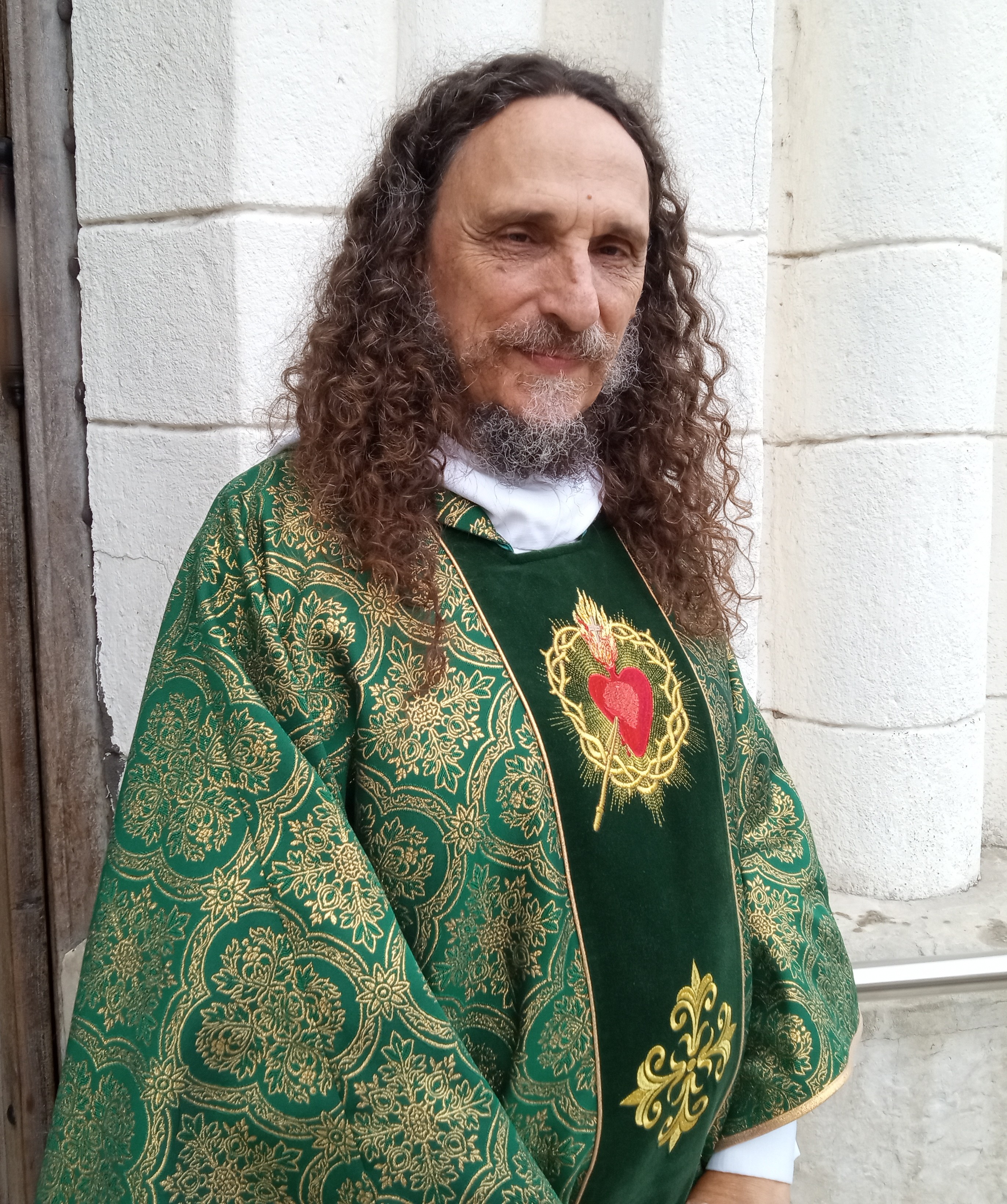 prêtre Papeete 17 Nov 2024